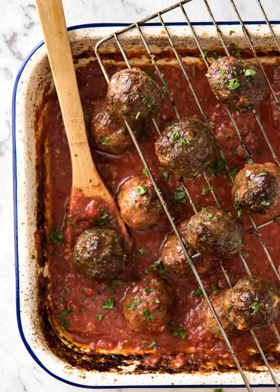 How long to bake meatballs