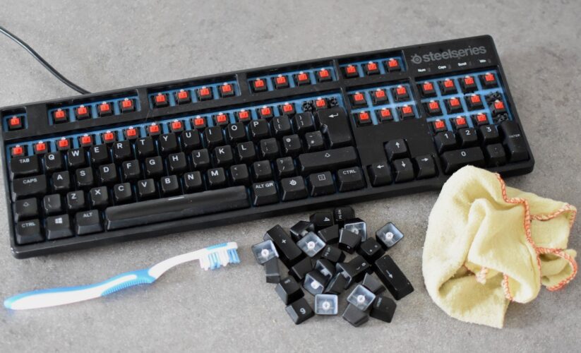 How to Effectively Clean a Keyboard for Improved Performance in 2025