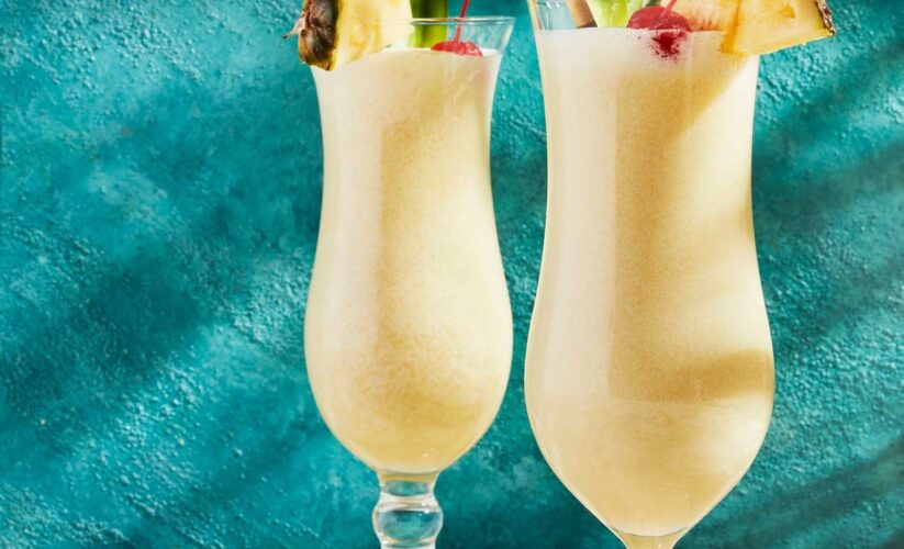 How to Make Pina Colada: The Essential Guide to Crafting This Classic Cocktail in 2025