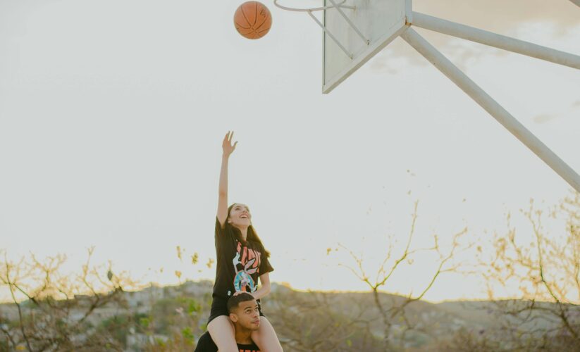 How to Properly Shoot a Basketball: 5 Effective Tips for Beginners in 2025